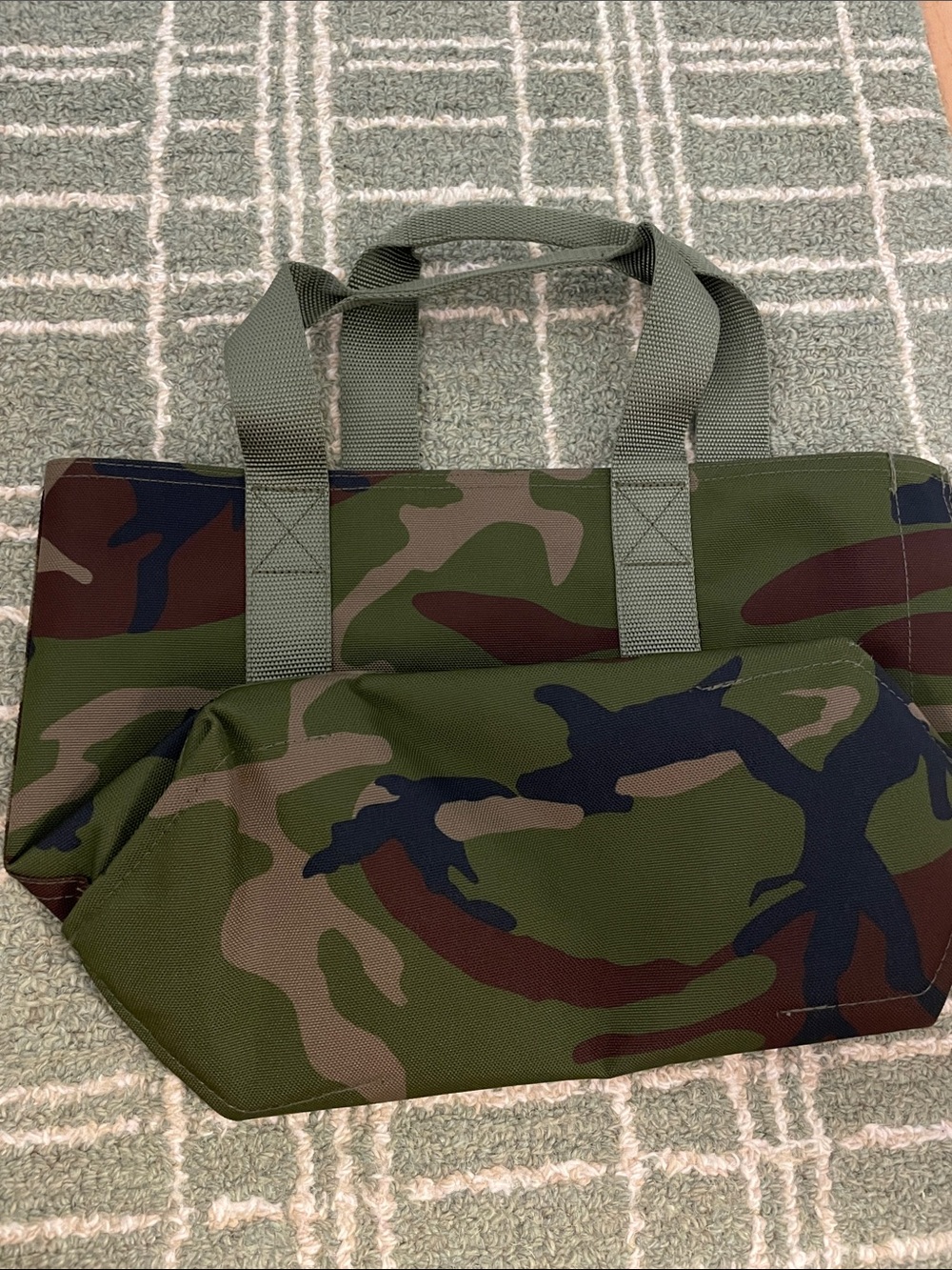 LLBean camo tote - Picture 2 of 3